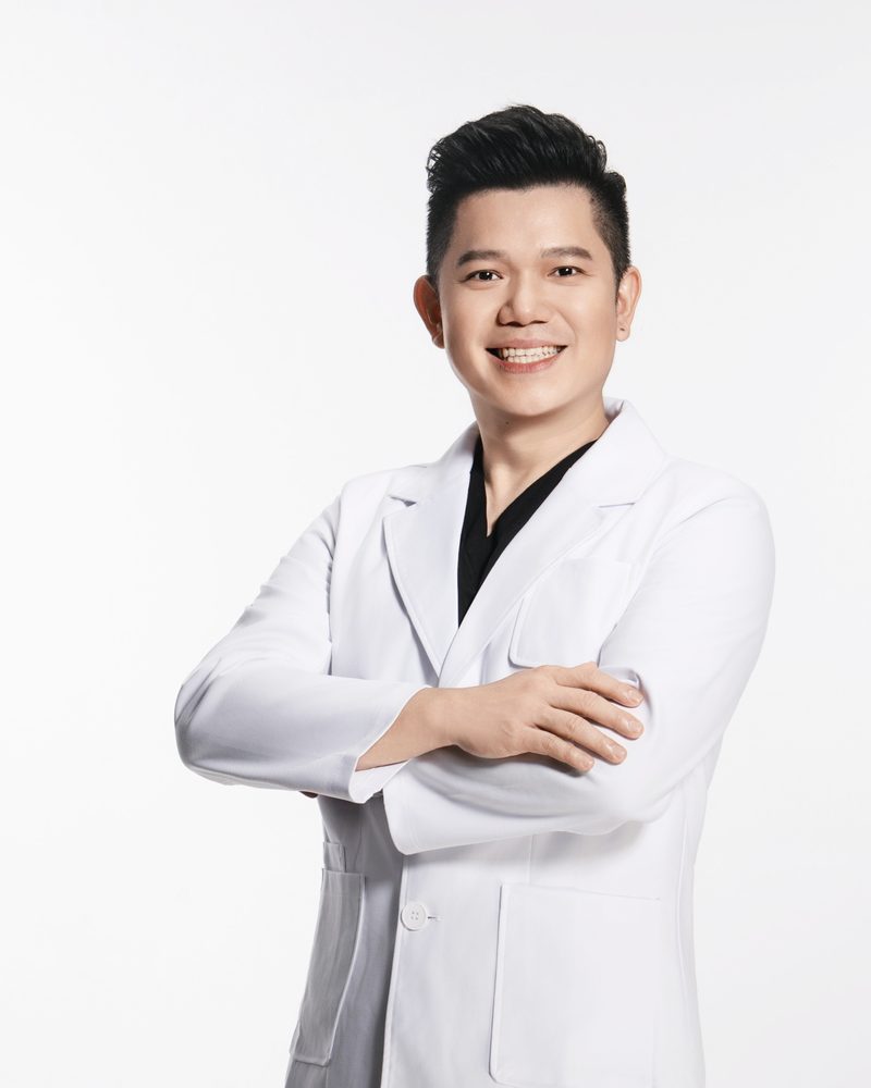 Dr. Neik Hiong Lee — Founder & Lead Aesthetic Physician